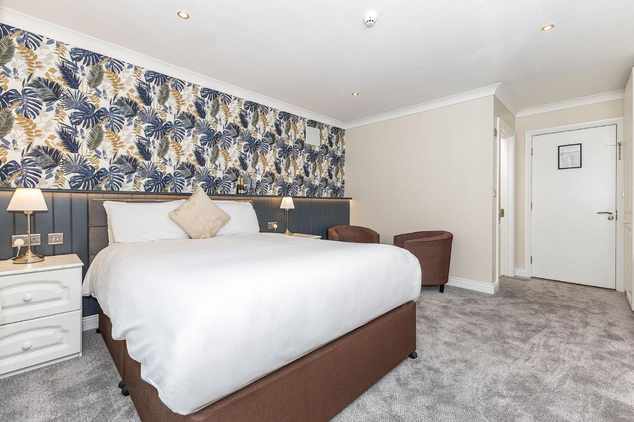 Hillview House Hotel Lusk Екстериор снимка