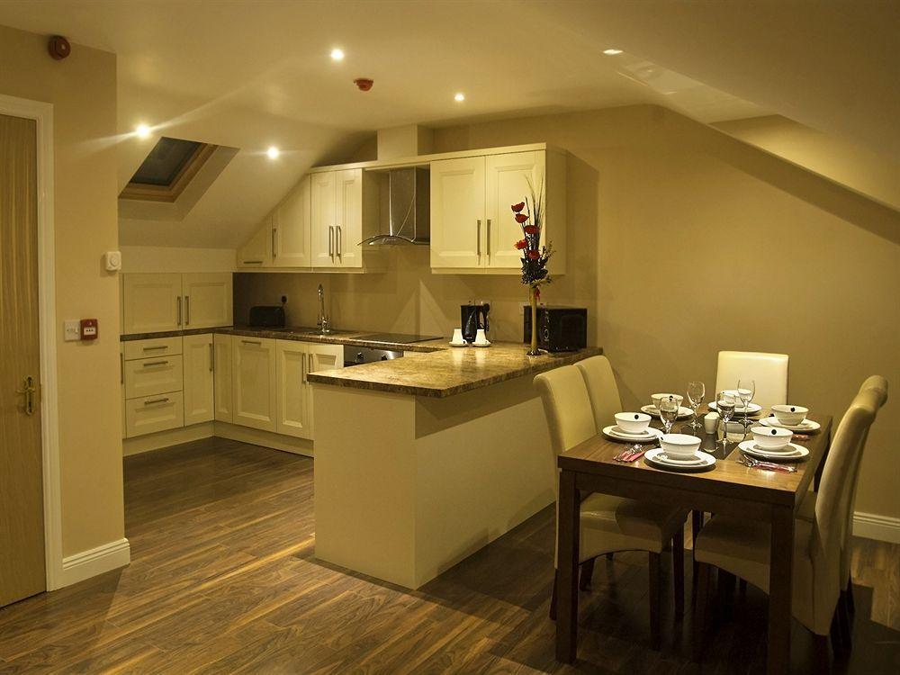 Hillview House Hotel Lusk Екстериор снимка